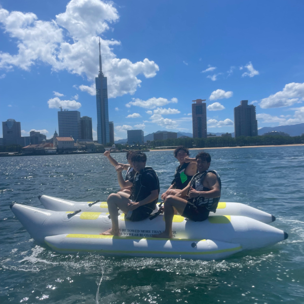 福岡市百道浜でのマリンスポーツ体験（バナナボート）